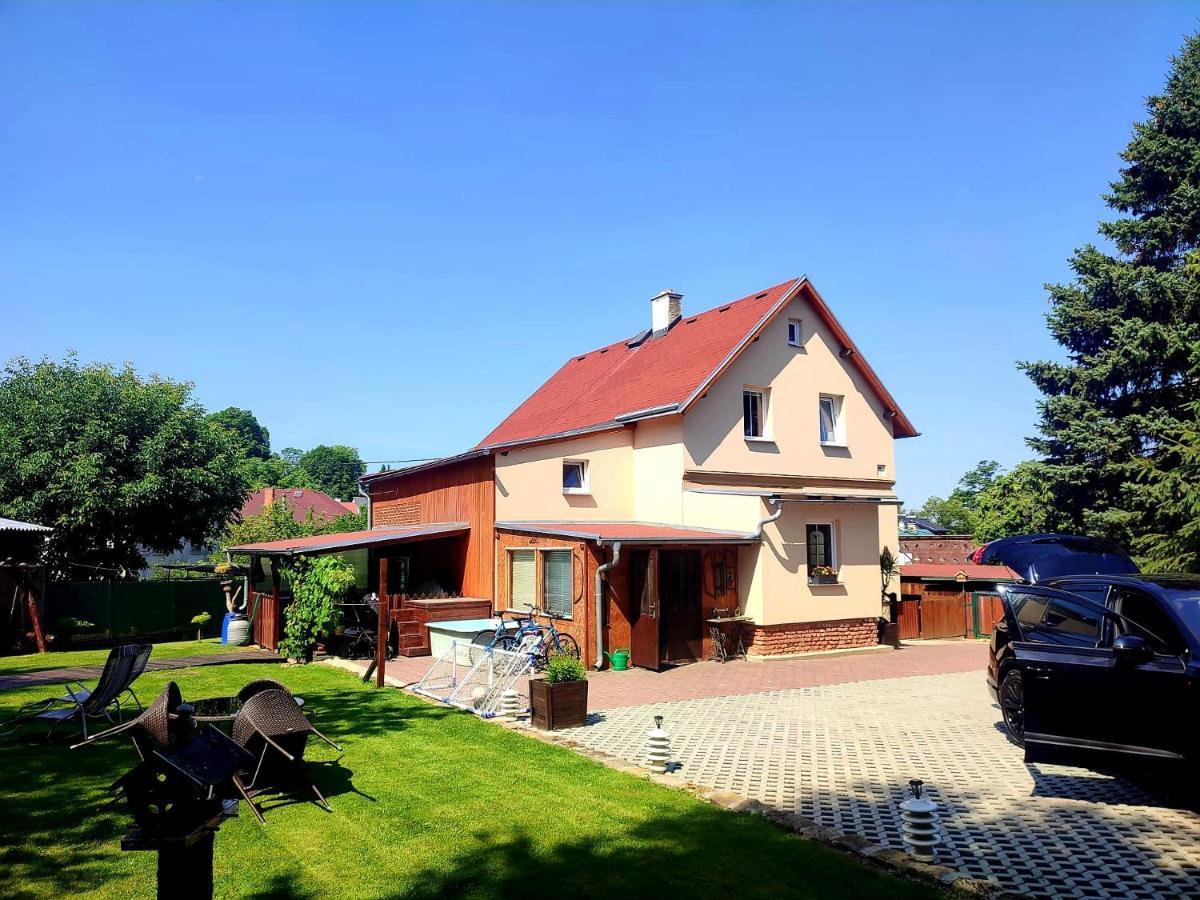 Ubytovani U Rybnicka Villa Arnoltice u Decina Bagian luar foto