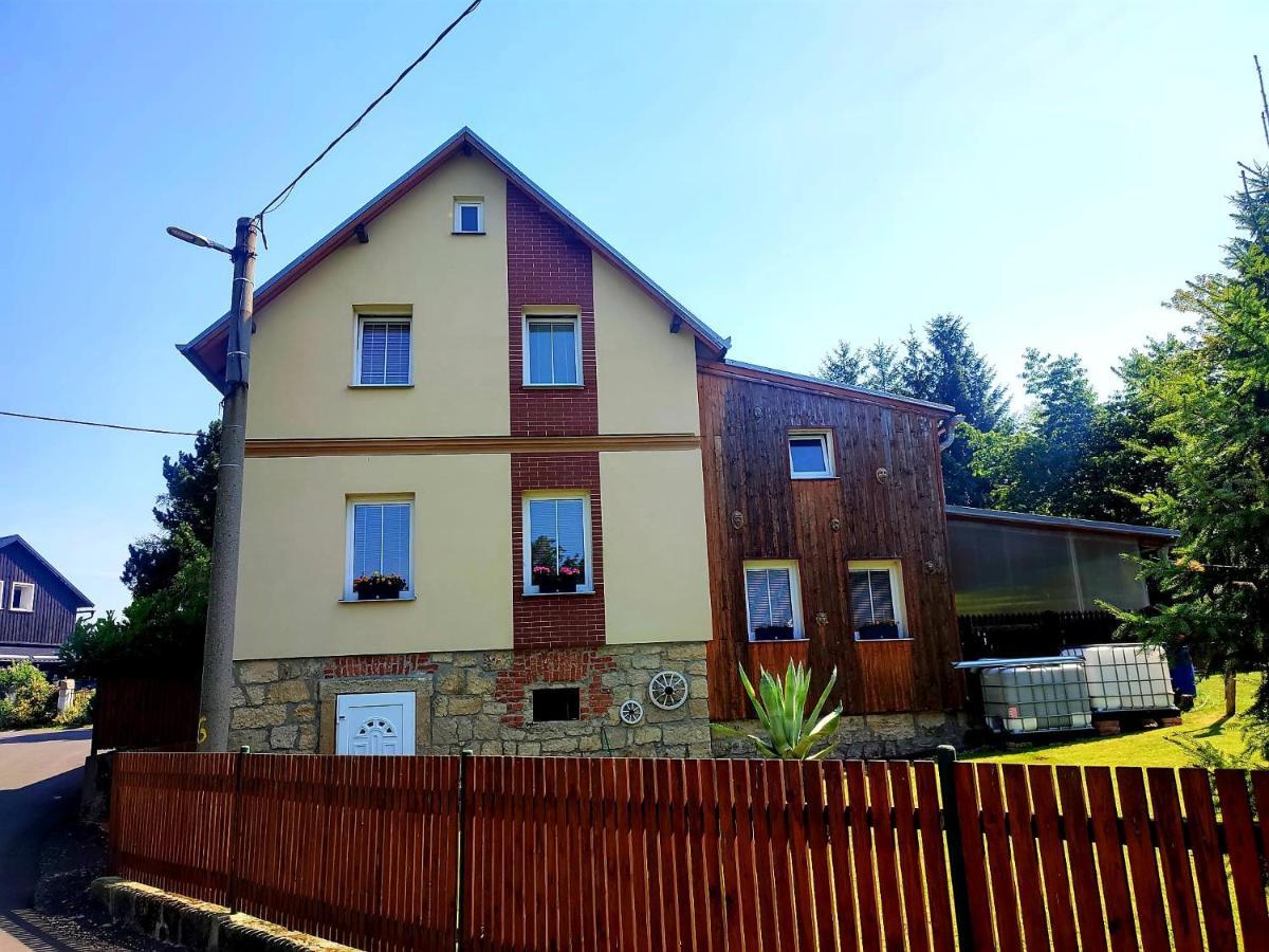 Ubytovani U Rybnicka Villa Arnoltice u Decina Bagian luar foto
