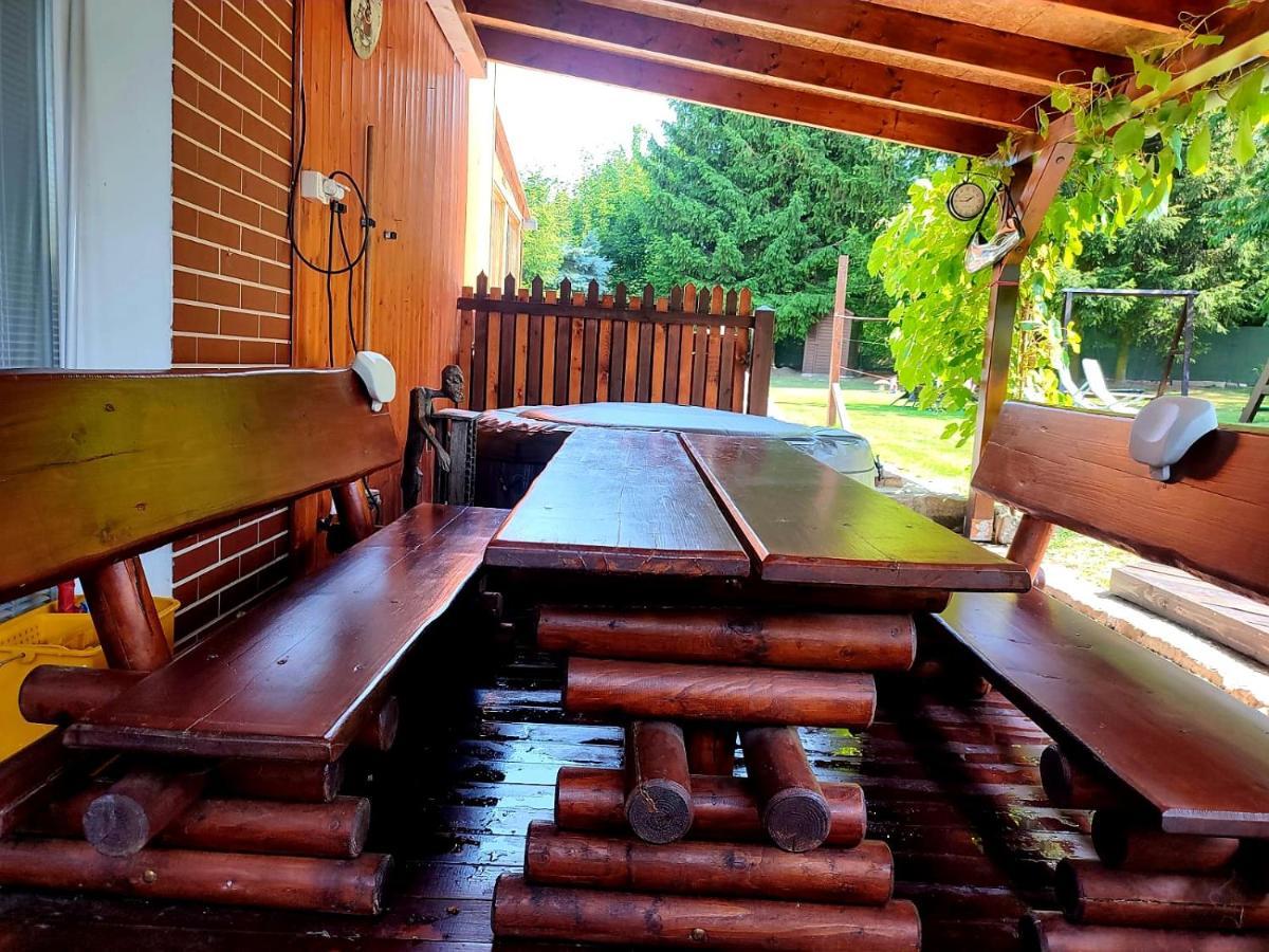 Ubytovani U Rybnicka Villa Arnoltice u Decina Bagian luar foto