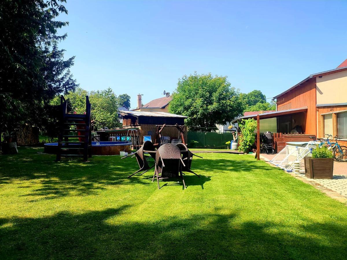 Ubytovani U Rybnicka Villa Arnoltice u Decina Bagian luar foto